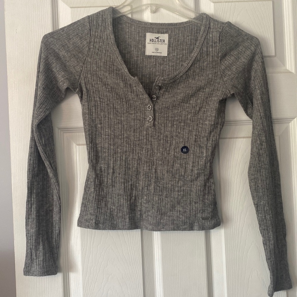 Hollister, Gray sweater, V-neck, x-small